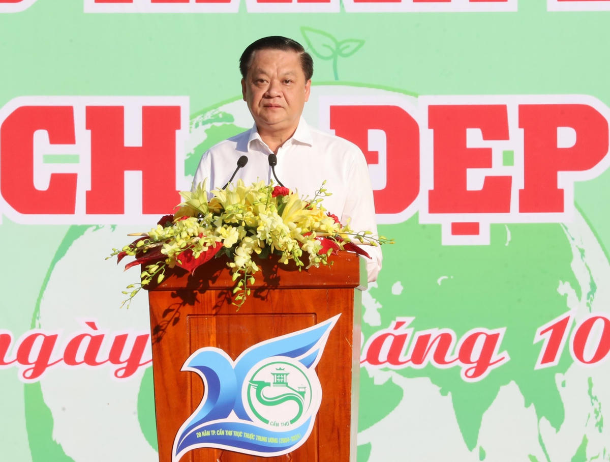 Ông Dương Tấn Hiển - Phó Chủ tịch Thường trực UBND TP Cần Thơ phát biểu.
