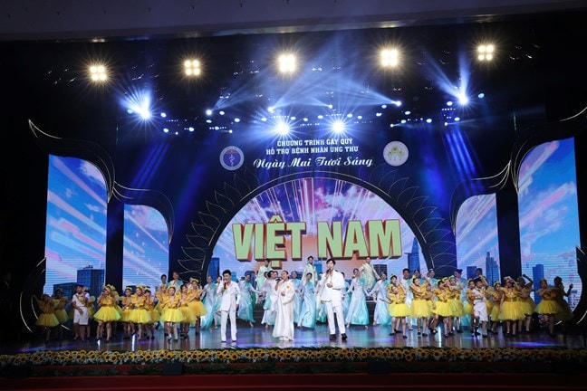 Chủ tịch Ủy ban Trung ương MTTQ Việt Nam Đỗ Văn Chiến kêu gọi nguồn lực hỗ trợ bệnh nhân ung thư nghèo