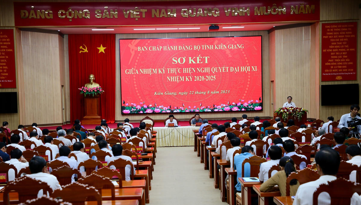 Quang cảnh hội nghị.