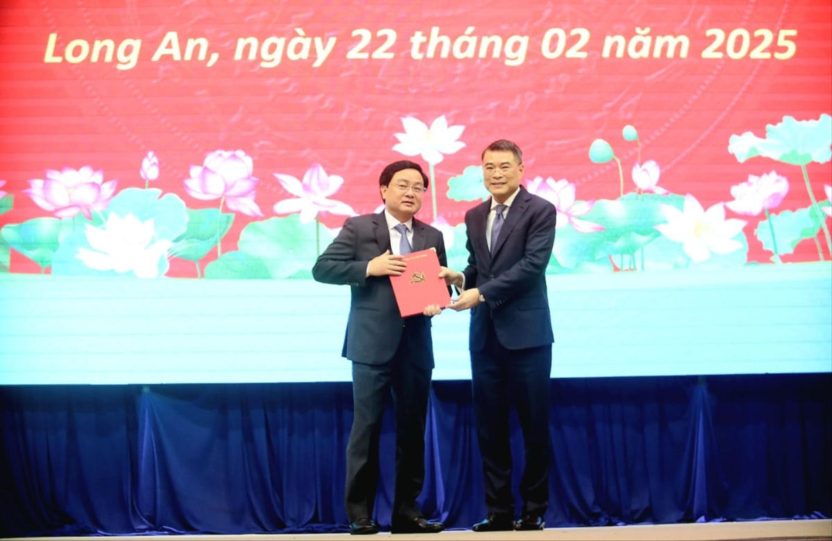 bi-thu-tinh-uy-long-an-7222-2725.jpg