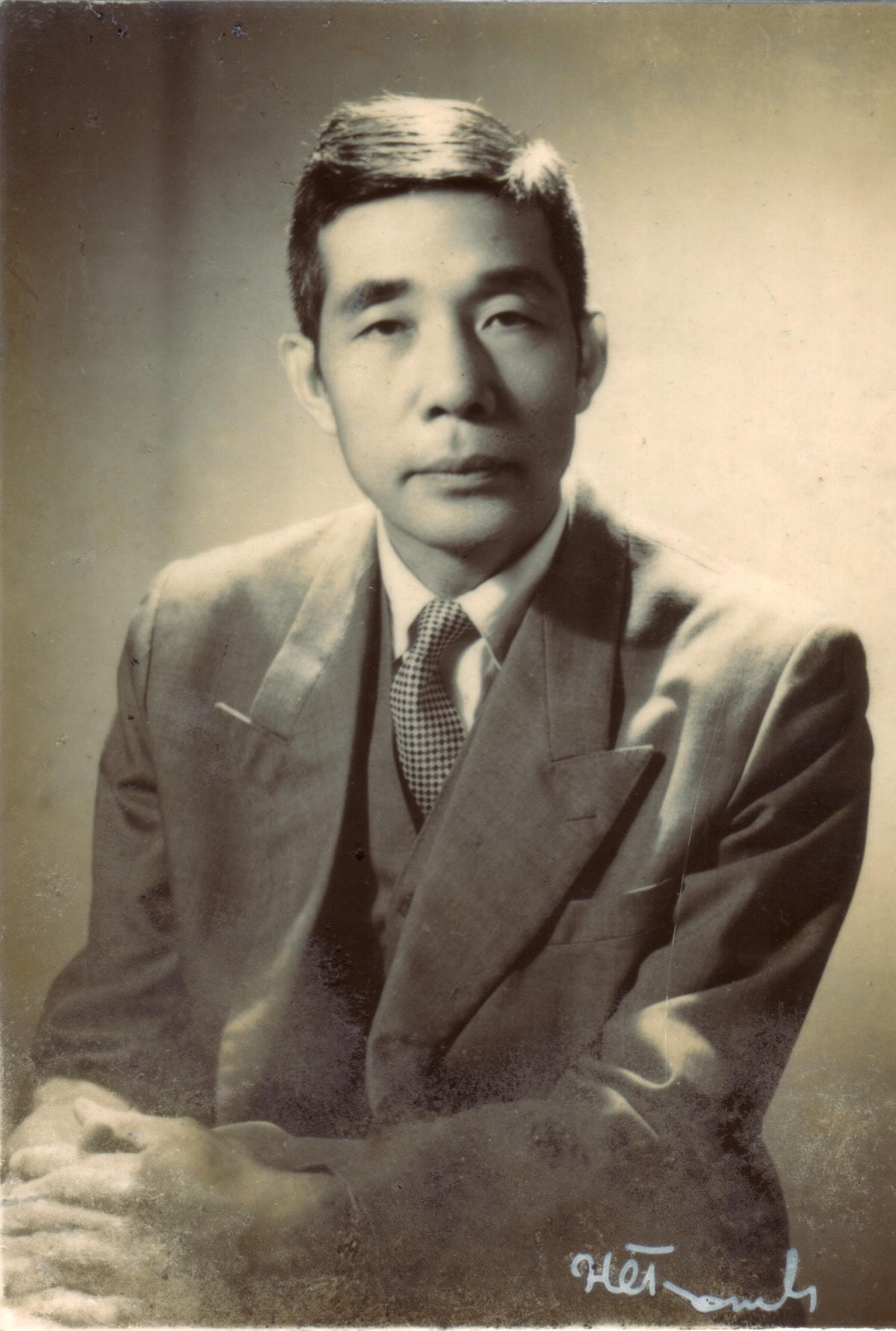 Nhà văn Nguyễn Huy Tưởng.  
