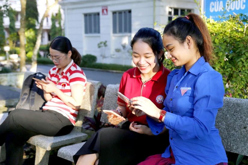 Mạng xã hội thu hút sự quan tâm lớn, đặc biệt là giới trẻ.