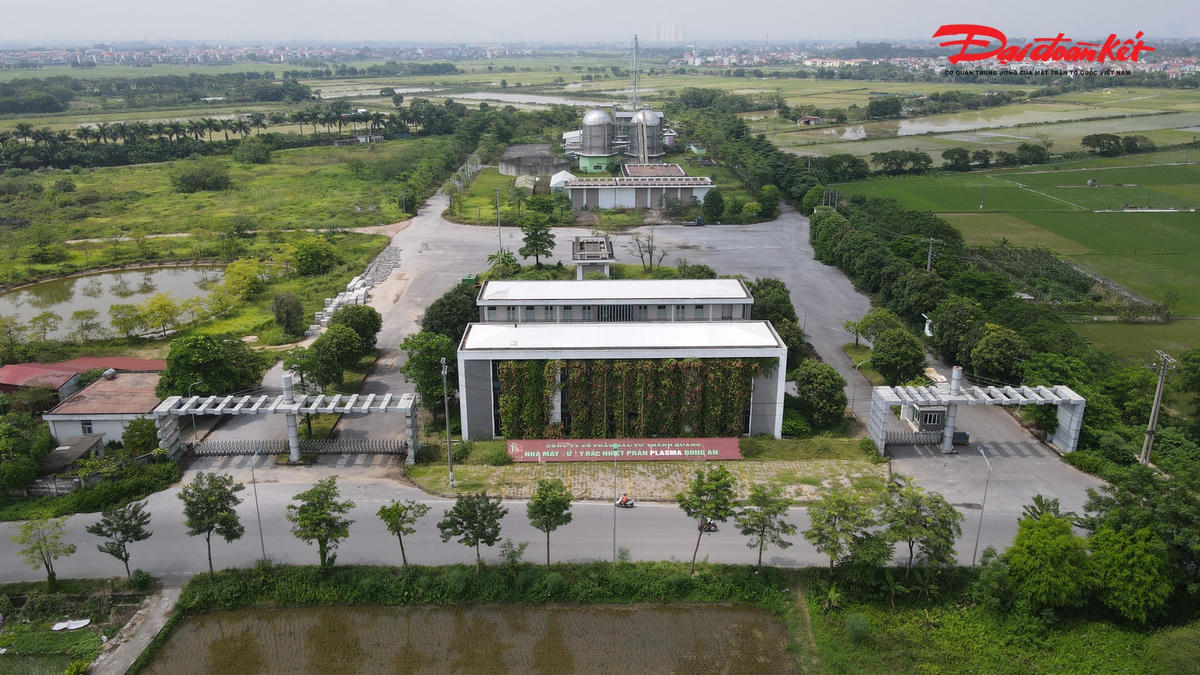 Dự án do Công ty CP đầu tư Thành Quang (trụ sở tại quận Ba Đình, Hà Nội) làm chủ đầu tư. Tuy nhiên, theo dự kiến nhà máy sẽ hoạt động vào tháng 4/2017 nhưng đến nay dự án vẫn đang để hoang hóa, lãng phí cây cối mọc um tùm.
