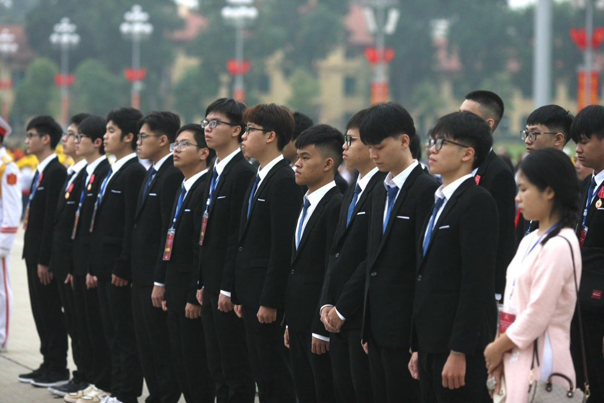 anh-bai-chinh.jpg