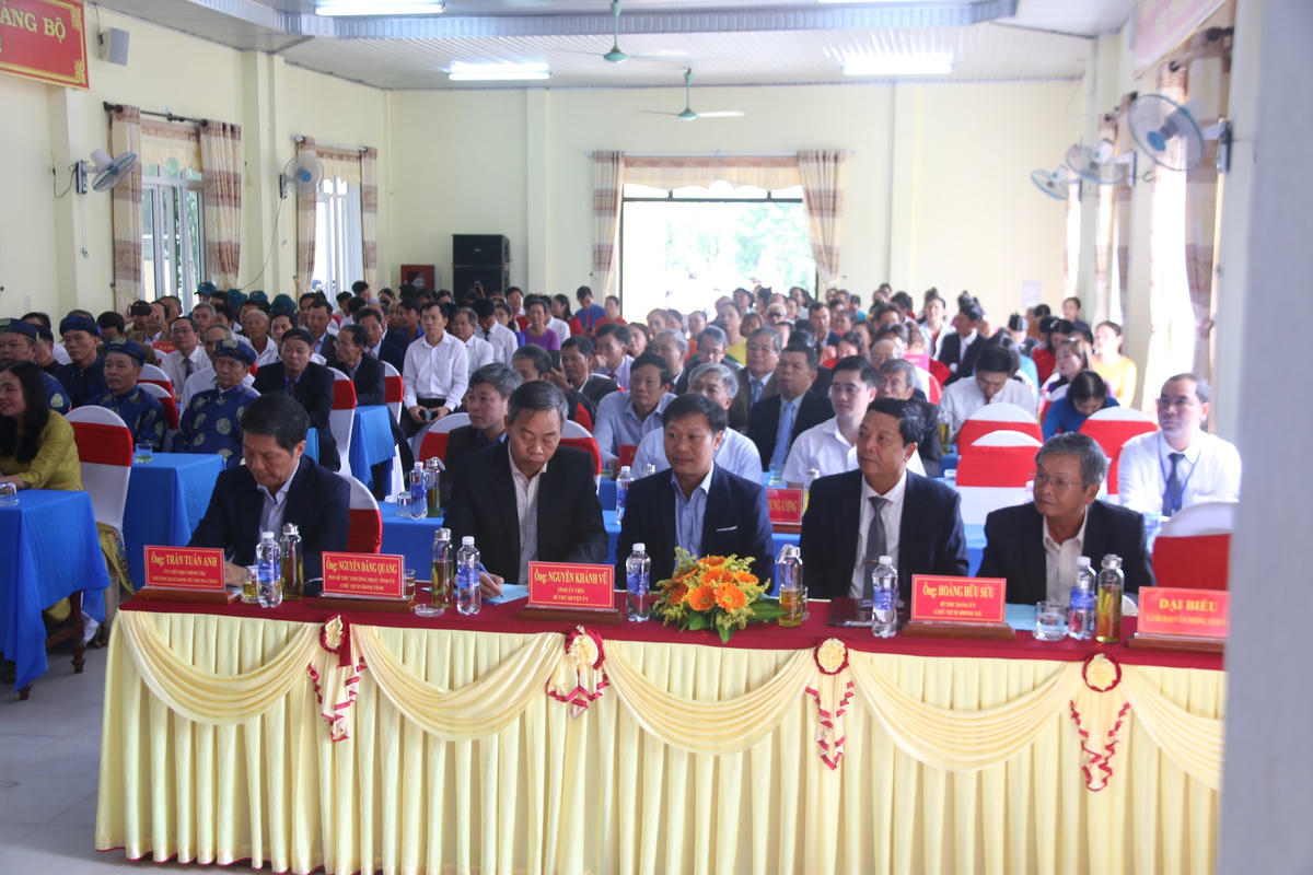 Trưởng ban Kinh tế Trung ương Trần Tuấn Anh dự Ngày hội tại liên KDC xã Hải Chánh
