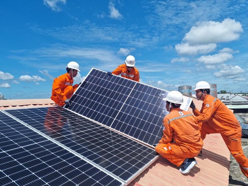 Điện Mặt trời đang được đầu tư phát triển mạnh.