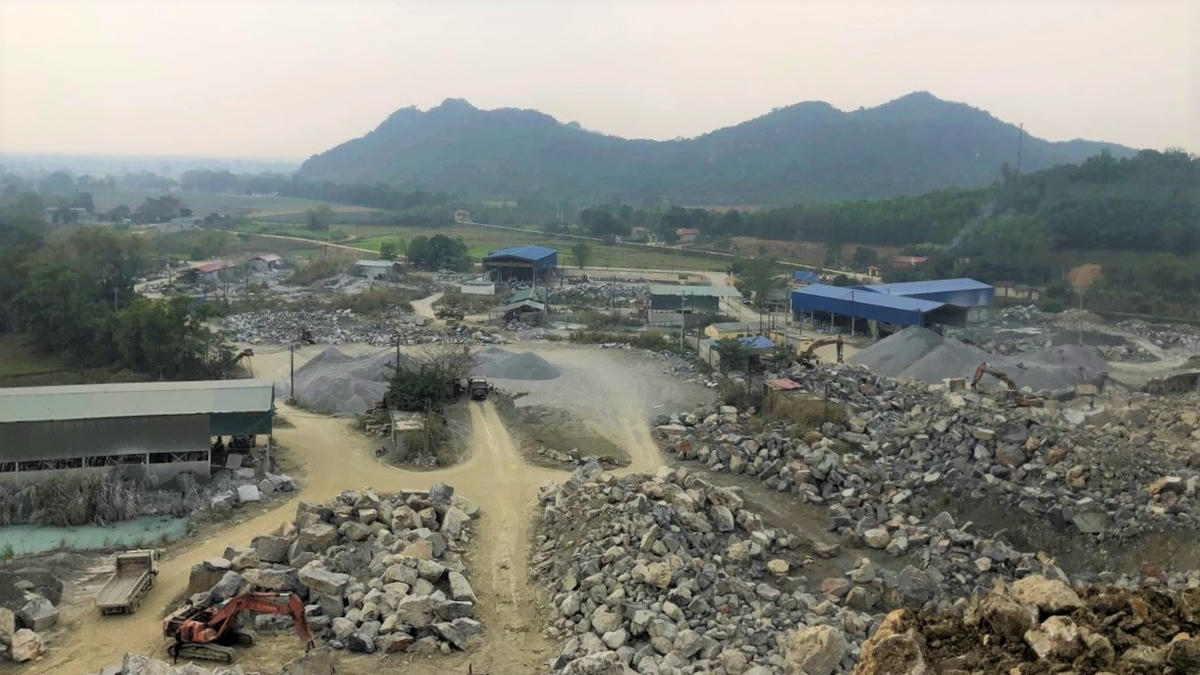 Công ty TNHH Thương mại tổng hợp Bình Minh bị xử phạt 275 triệu đồng vì vi phạm trong khai thác đá.