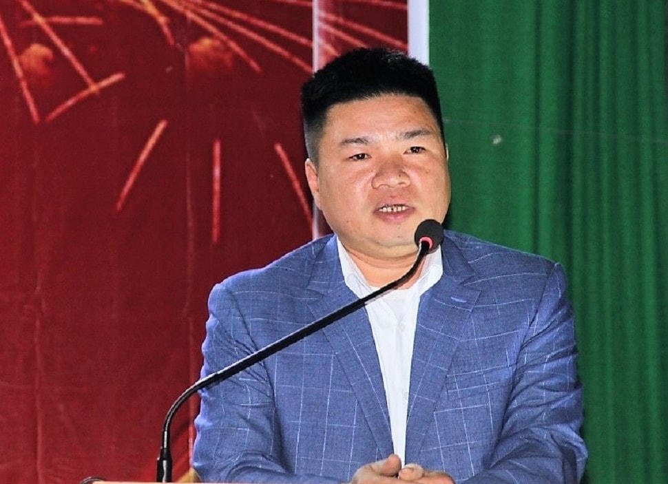 "Có điện bà con trong bản sẽ nâng cao đời sống, thúc đẩy phát triển kinh tế địa phương thoát nghèo bền vững. Xuân này bản ta có điện rồi." Ông Phạm Bá Tiệp, Bí thư Chi bộ, kiêm Trưởng bản Xa Mang xúc động chia sẻ.