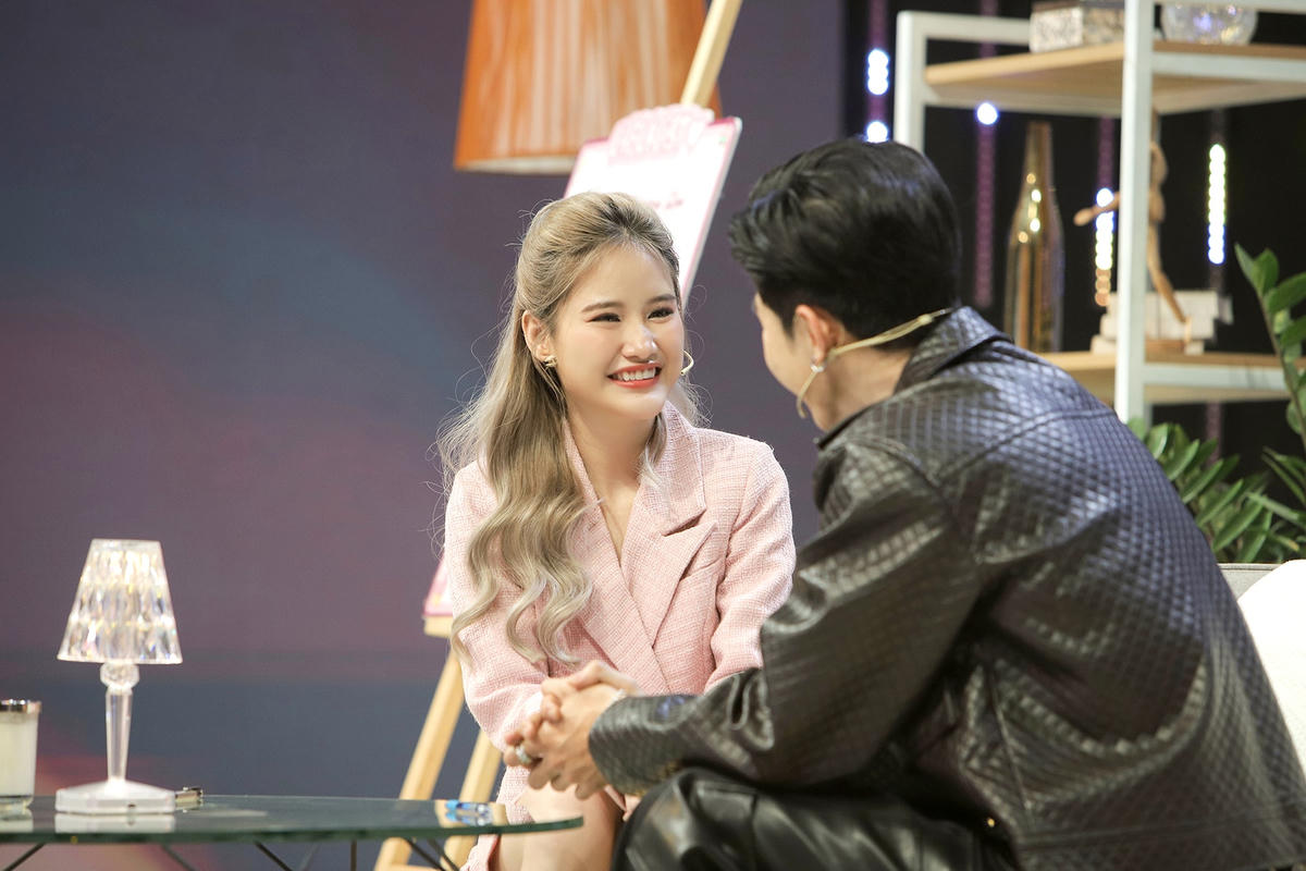 Minh Ngọc là một fan của chương trình Tỏ tình hoàn mỹ và cảm mến Trung Huy từ đây. Ảnh: Perfect Universe.