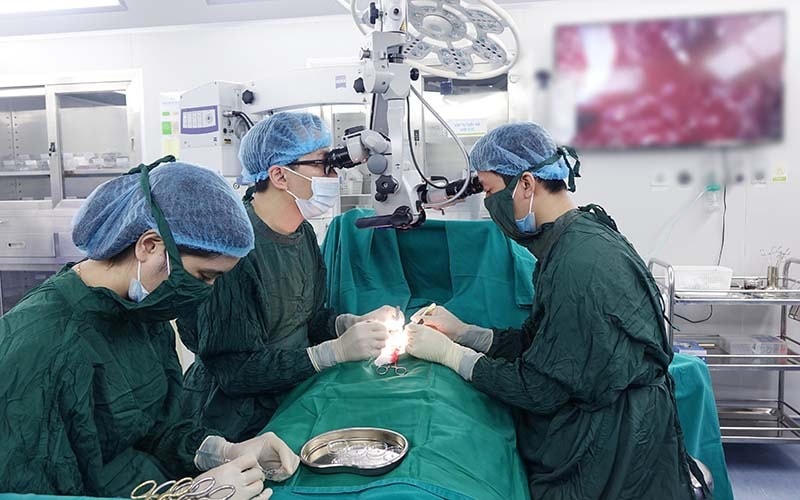 Phẫu thuật điều trị vô sinh tại Bệnh viện Nam học và hiếm muộn Hà Nội.