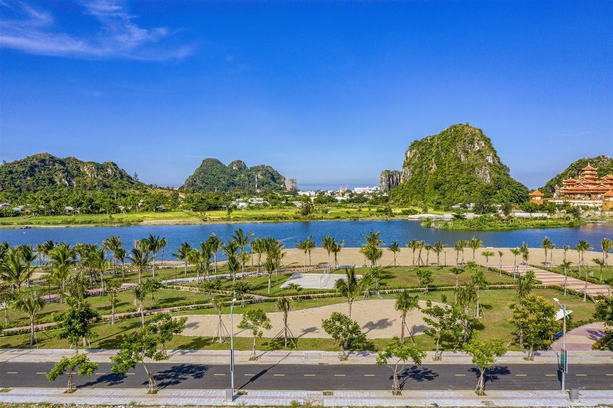 Bất động sản cao cấp ven sông đang tạo sức bật mạnh mẽ cho thị trường Đà Nẵng.