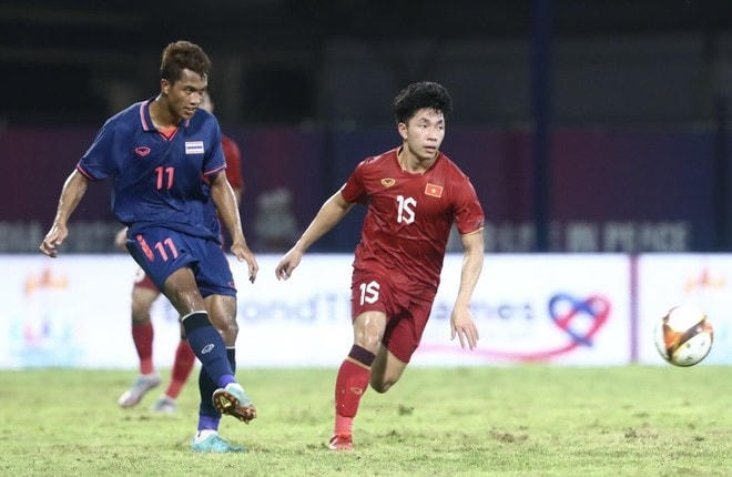 U22 Việt Nam chia điểm U22 Thái Lan và chấp nhận ngôi nhì bảng B.