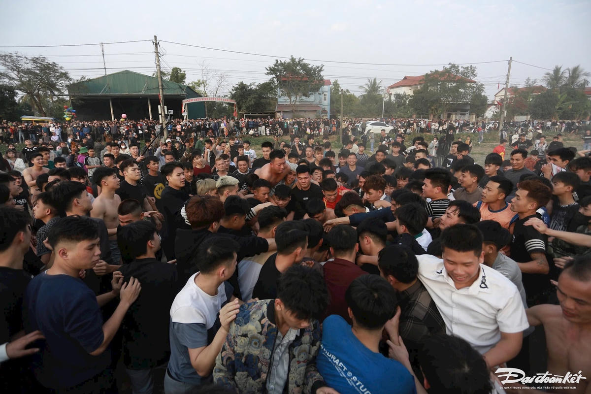 phet_le-khanh9.jpg