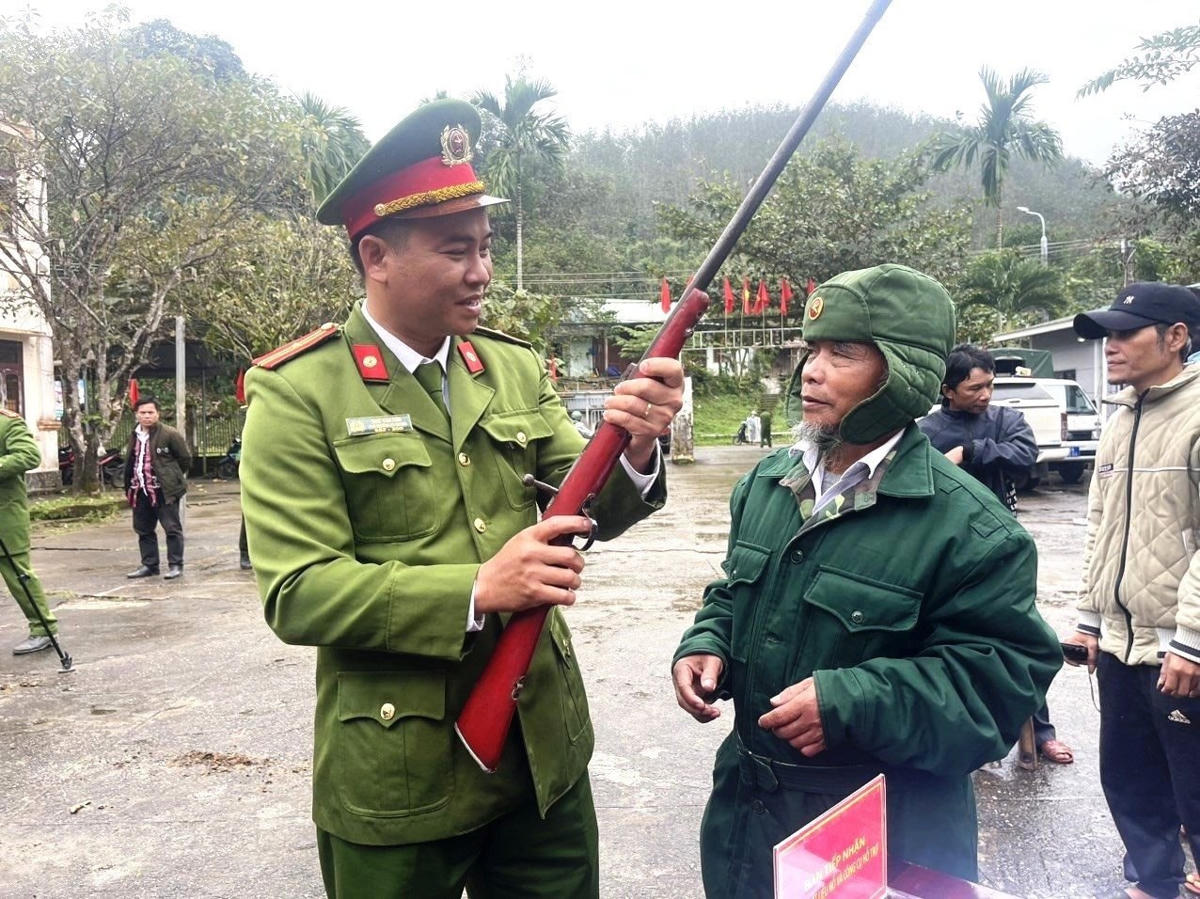 anh-2-bai-tren.jpg