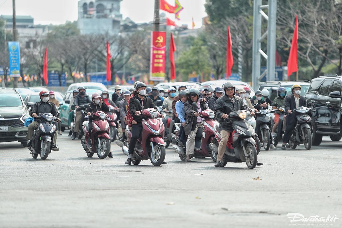 W_nguoi_dan_linh_kinh_do_dac-le-khanh6.jpg