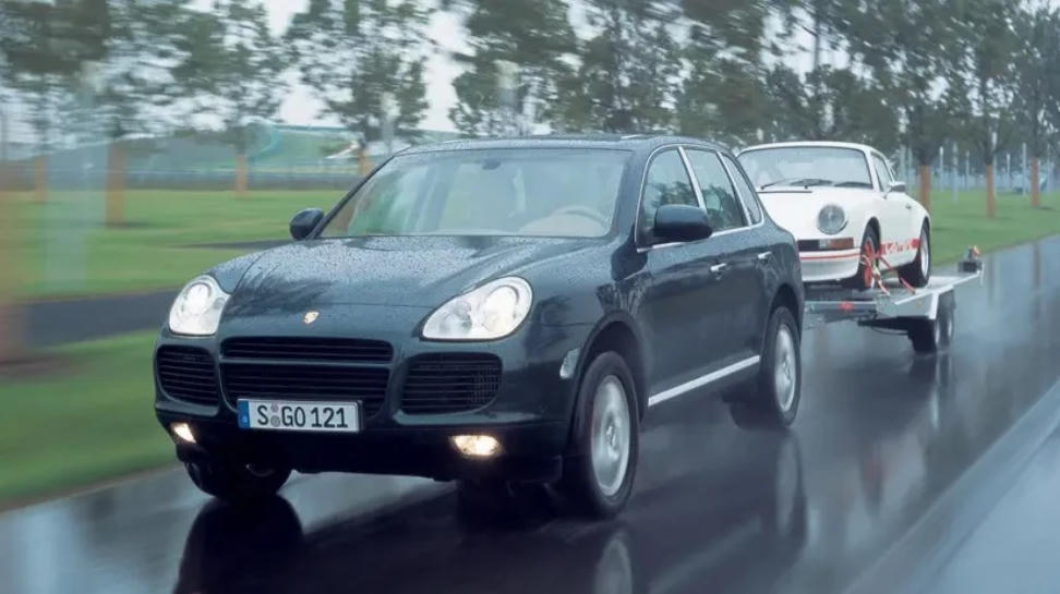 Bạn có thể tìm thấy một chiếc Porsche Cayenne Mk1 năm 2004 với giá 125 triệu đồng, nhưng nó sẽ có số dặm lớn. Ảnh: Alamy.