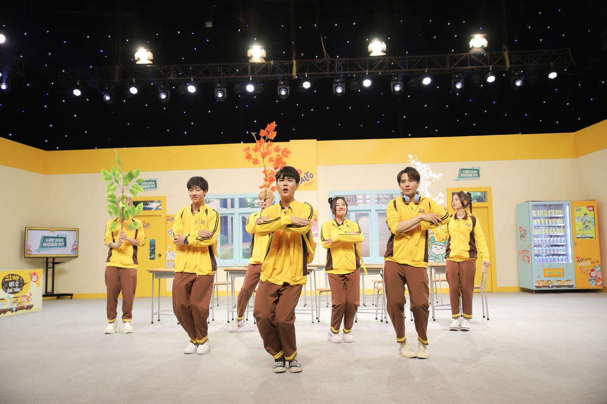 Lớp học hoàn mỹ mở màn bằng một điệu nhảy vô cùng vui nhộn. Ảnh: Perfect Universe.