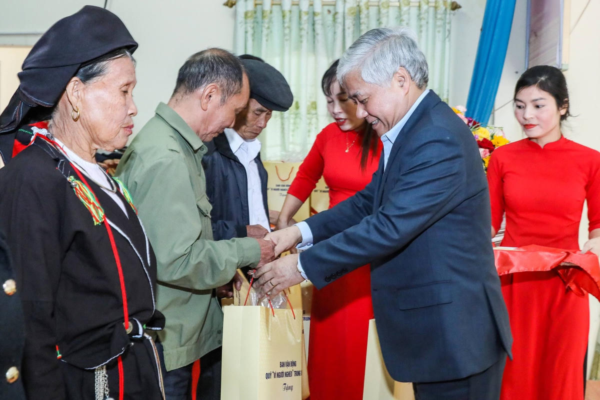 anh-bai-chinh.jpg