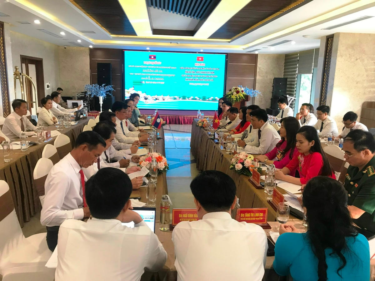 Toàn cảnh Hội đàm.