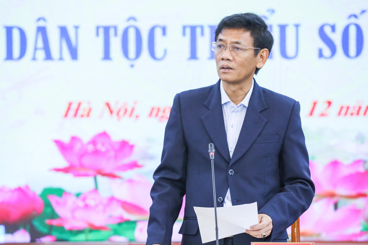 Bí thư Tỉnh ủy Sóc Trăng Lâm Văn Mẫn phát biểu tại buổi gặp mặt.