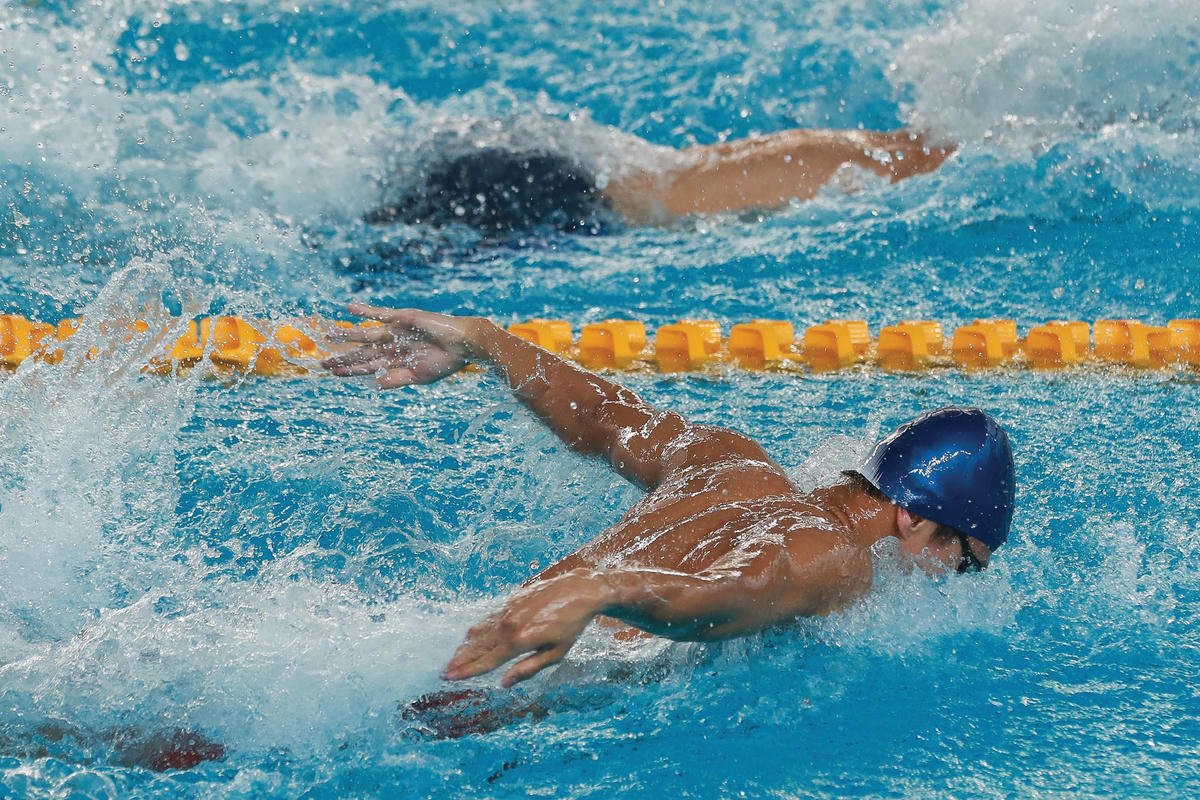 Vận động viên bơi tham gia thi đấu tại SEA Games 31.