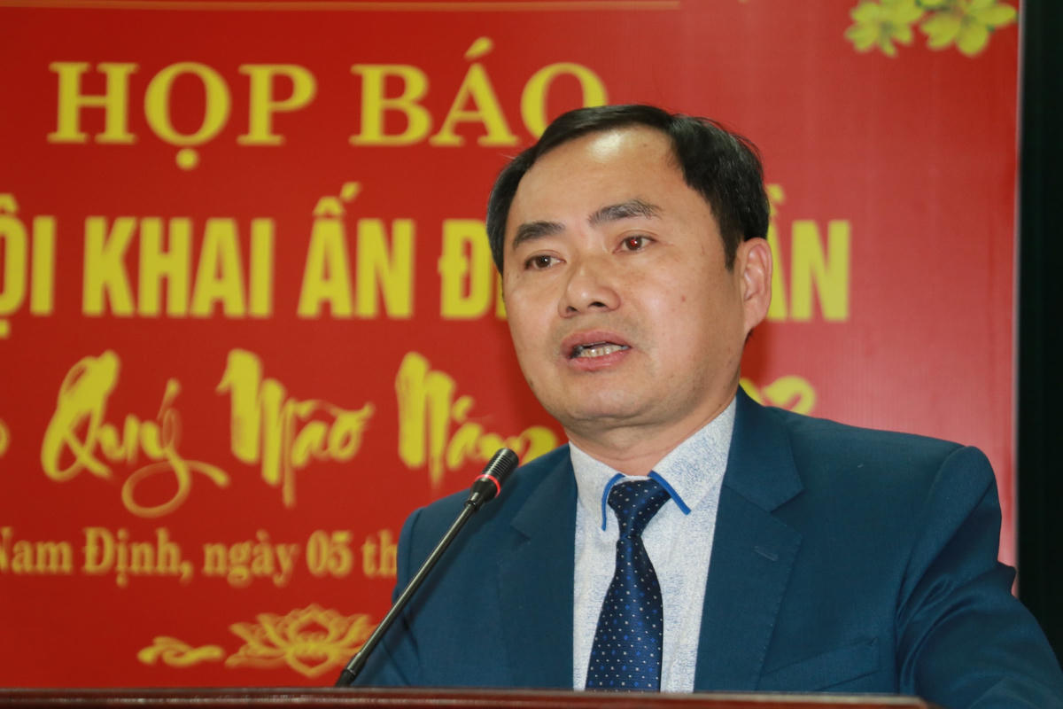 Trưởng Ban Quản lý di tích Nguyễn Đức Bình thông tin tại buổi họp báo.