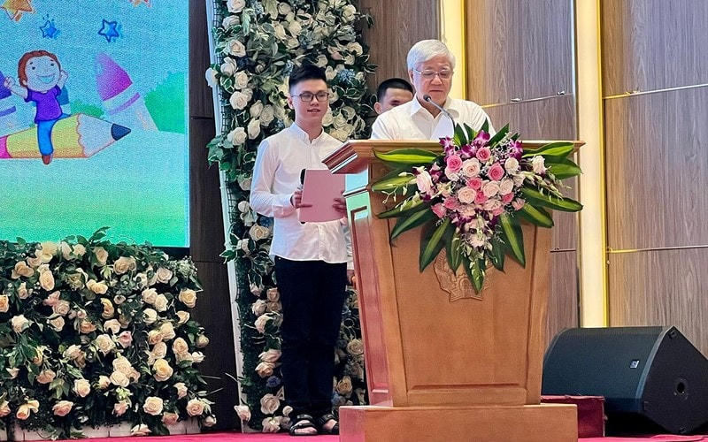 Ông Đỗ Văn Chiến, Bí thư Trung ương Đảng, Chủ tịch UBTƯ MTTQ Việt Nam phát biểu tại Diễn đàn.