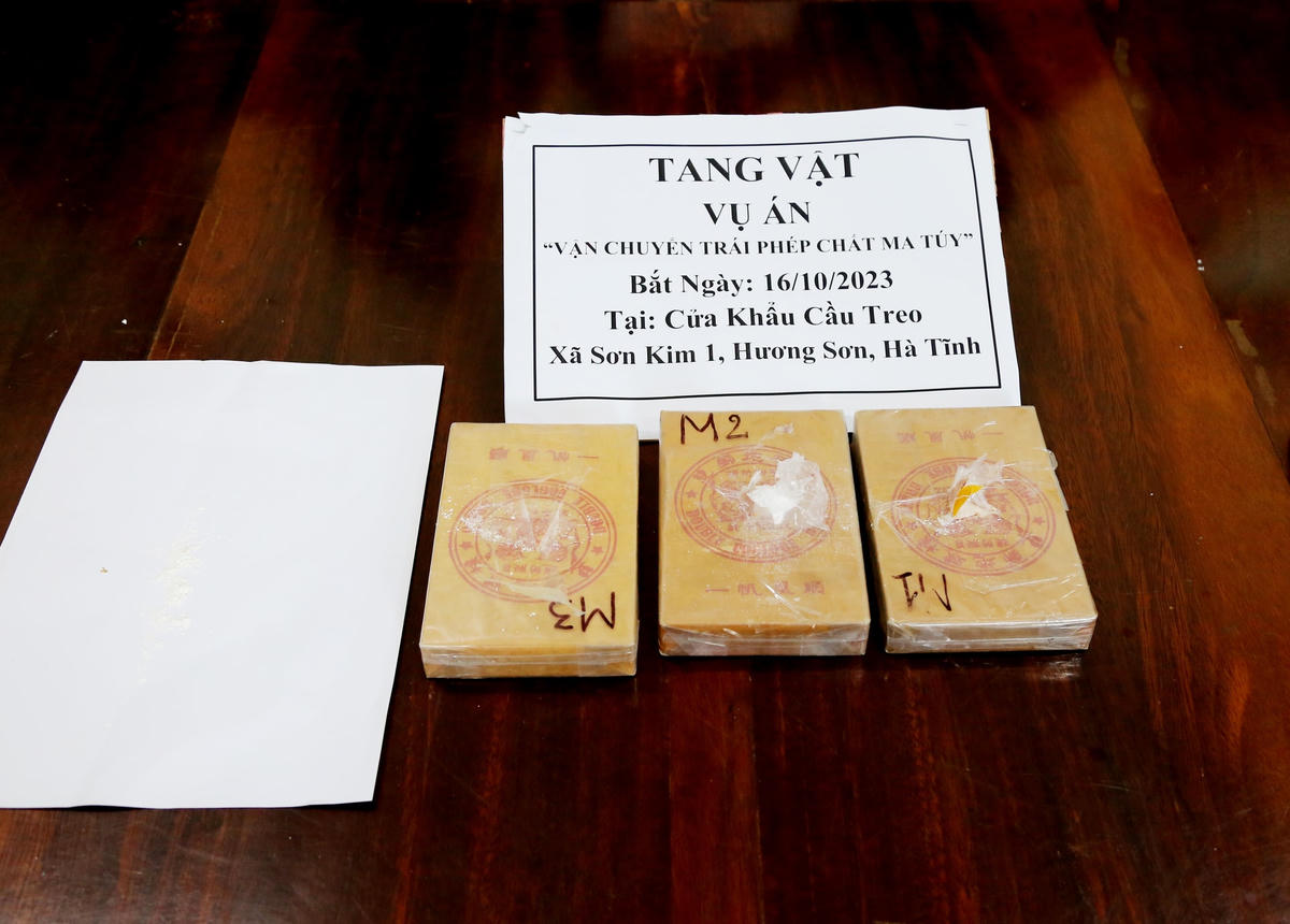 Tang vật vụ án.