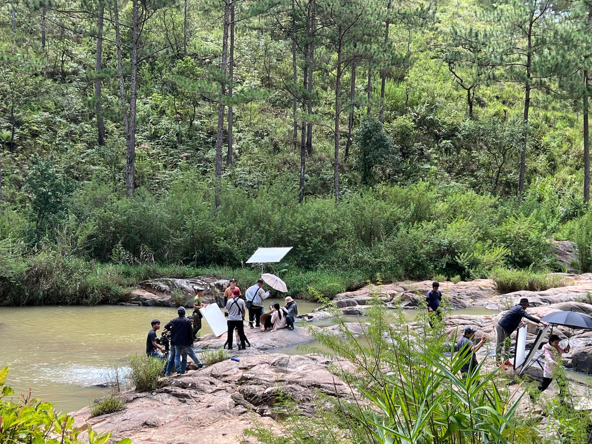 “Vòng xoáy tình thù” lấy bối cảnh quay tại núi Voi Đà Lạt. 