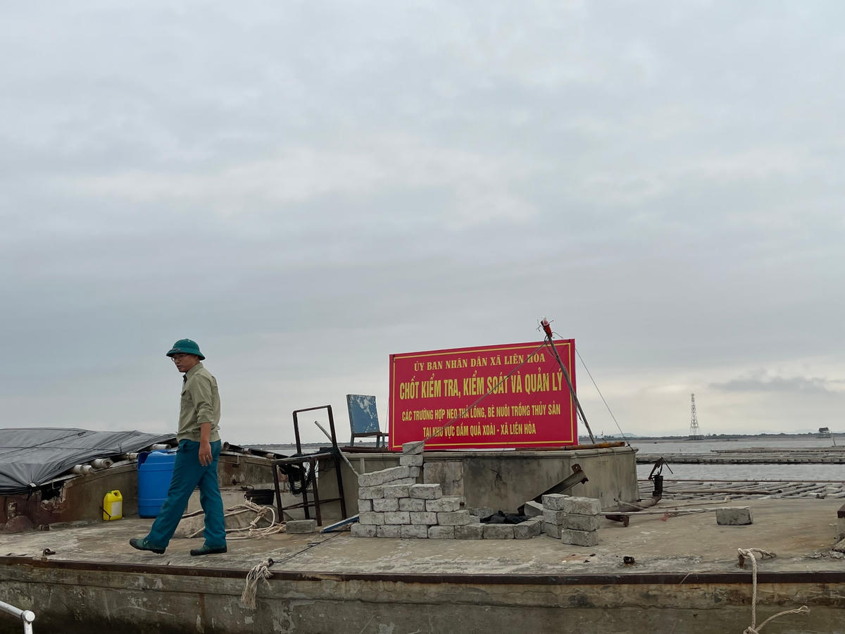 Thị xã Quảng Yên thành lập 2 chốt kiểm soát để giám sát, ngăn chặn việc đưa bè nuôi trồng thủy sản từ các địa phương lận cận về, đồng thời ngăn chặn tình trạng đưa bè trở lại khu vực cửa sông gây mất an toàn giao thông đường thủy.