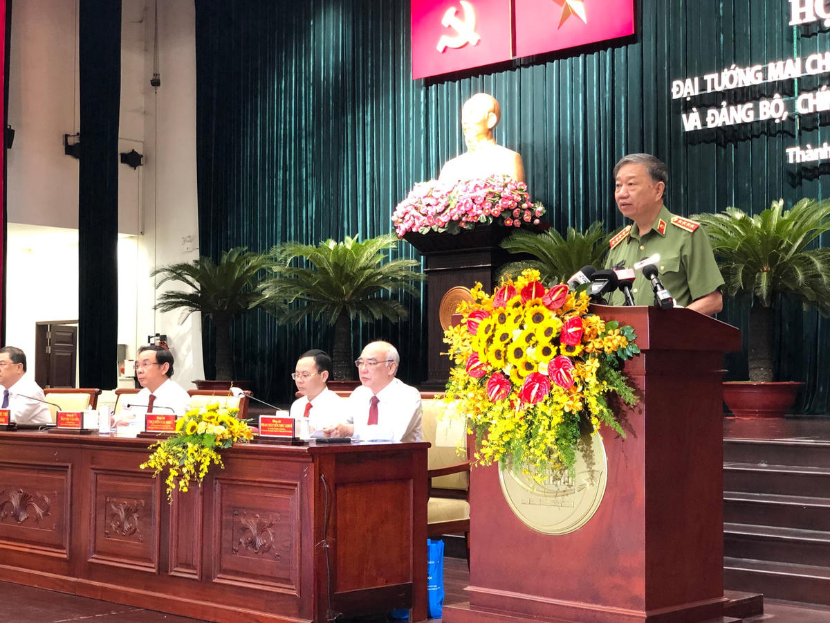 Đại tướng Tô Lâm, Bộ trưởng Bộ Công an phát biểu kết luận Hội thảo khoa học (Ảnh: Hồng Phúc).