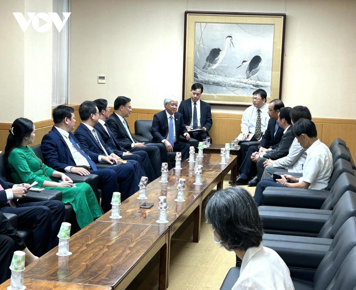 chu tich Uy ban trung uong mttq viet nam gap pho chu tich ha vien nhat ban hinh anh 2