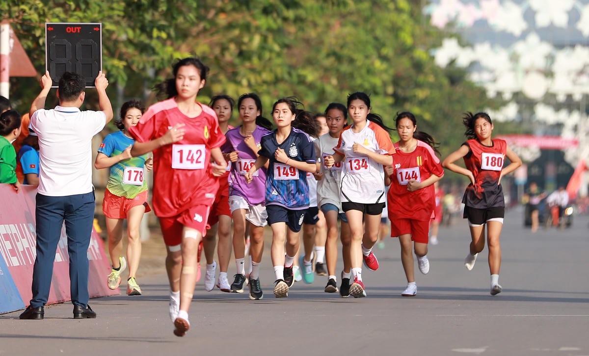 Hòa Bình: 6 bộ huy chương đã được trao tại Giải Việt dã truyền thống