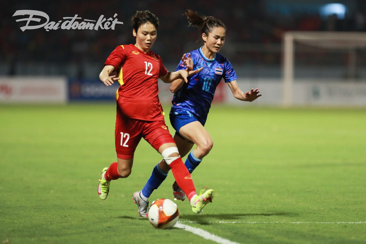 [ẢNH] Lần thứ 3 liên tiếp Đội tuyển nữ Việt Nam lên ngôi vô địch SEA Games