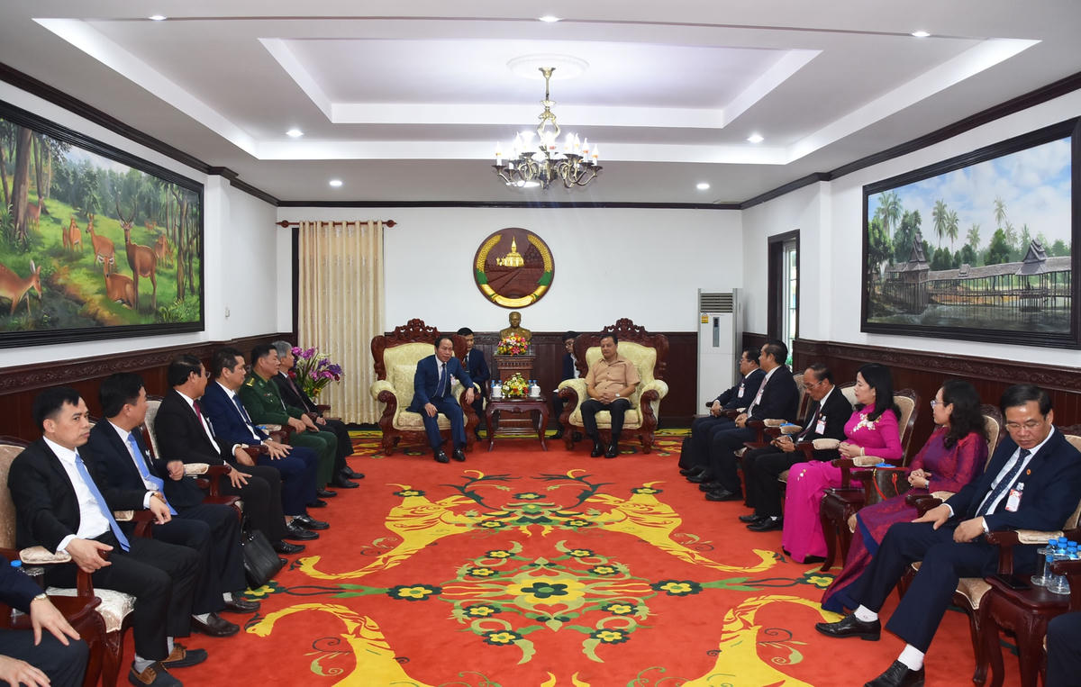 Quang cảnh cuộc gặp.