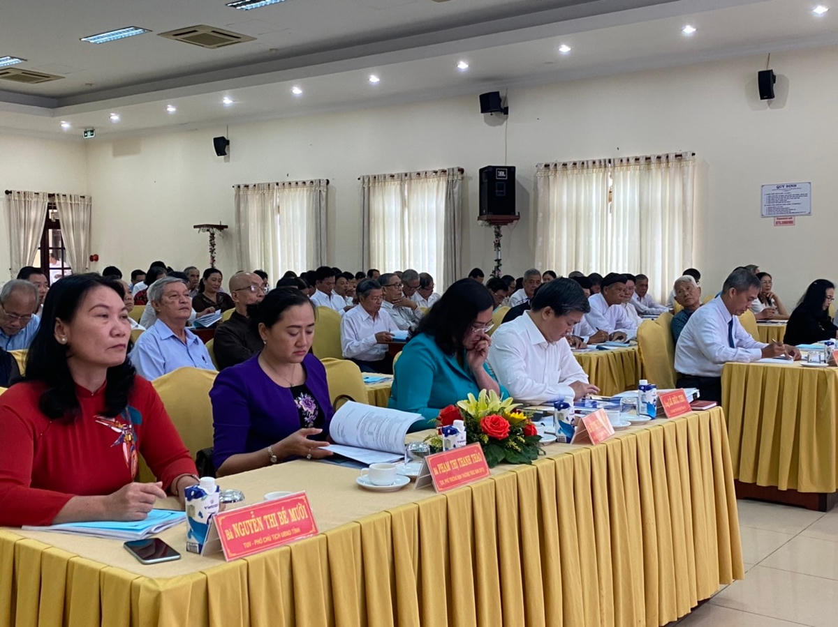 Các đại biểu tham dự hội nghị