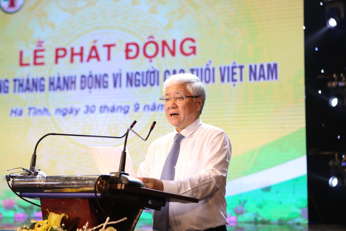 Chủ tịch Đỗ Văn Chiến phát biểu tại buổi lễ.