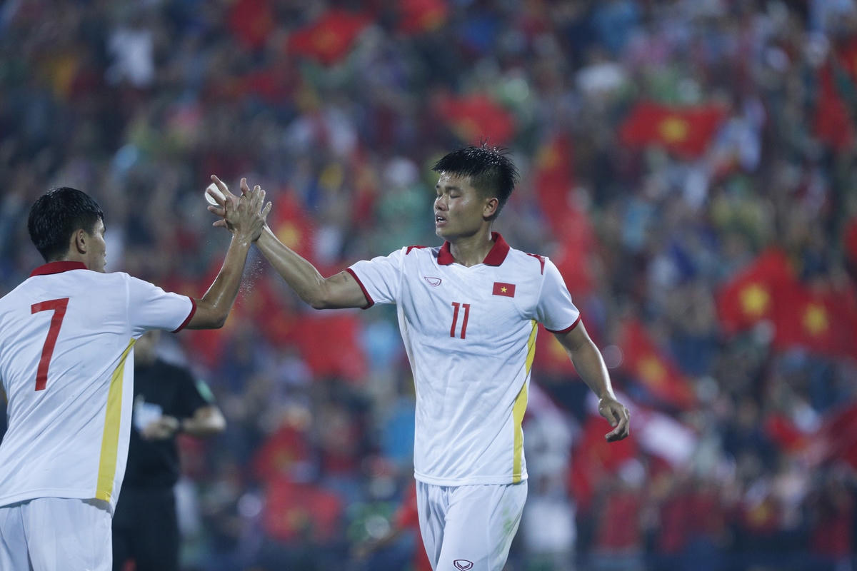 U23 Việt Nam đã có chiến thắng và ngôi đầu bảng A.