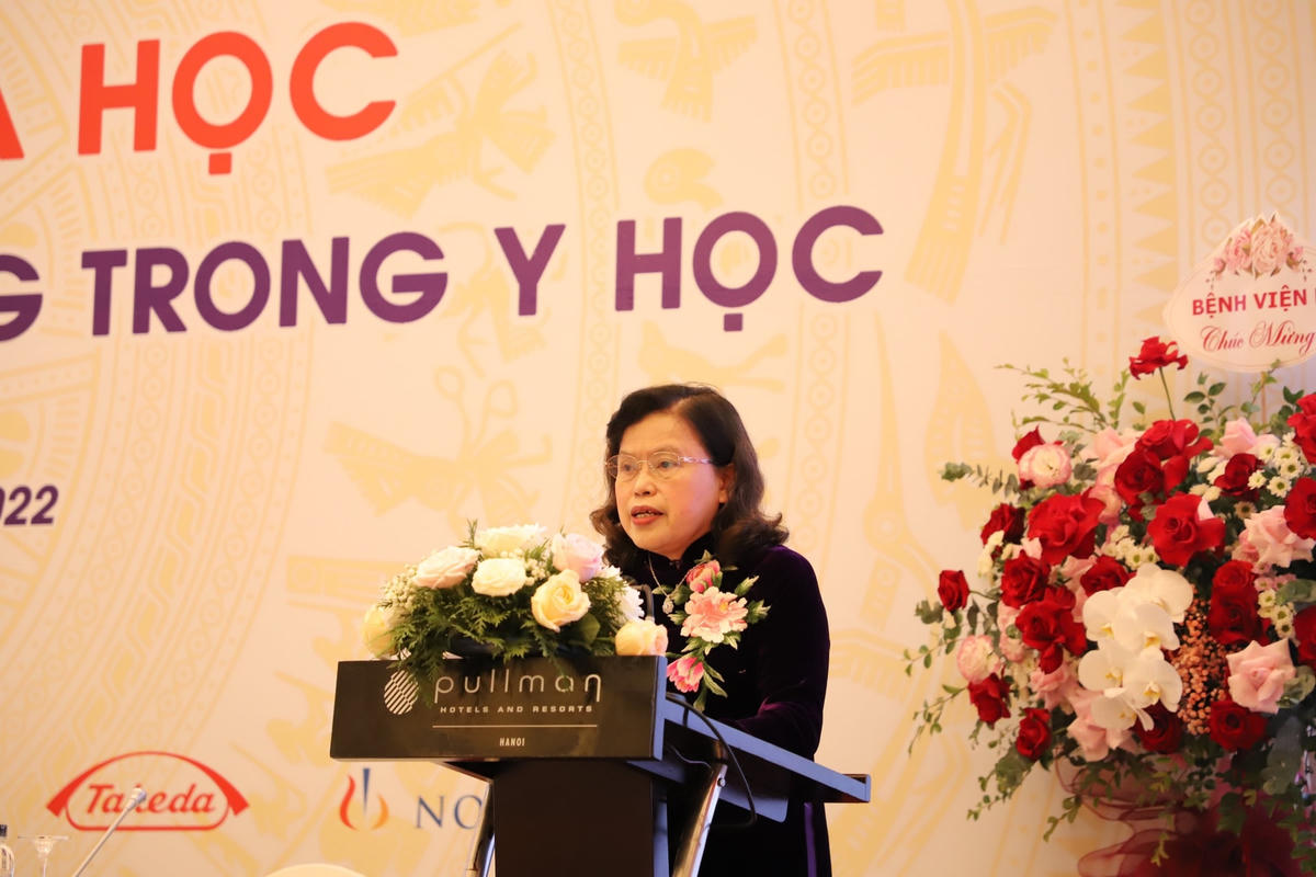 PGS.TS. Nguyễn Thị Xuyên, Chủ tịch Tổng hội, nguyên Thứ trưởng Bộ Y tế.