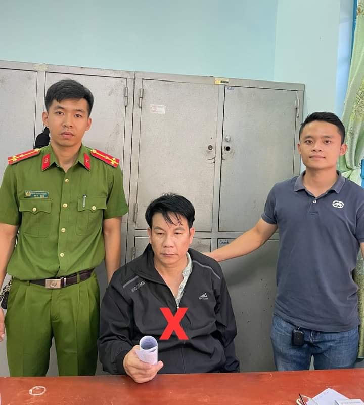 Đối tượng Trần Văn Trí tại cơ quan Công an. (Ảnh CA Quảng Ngãi).