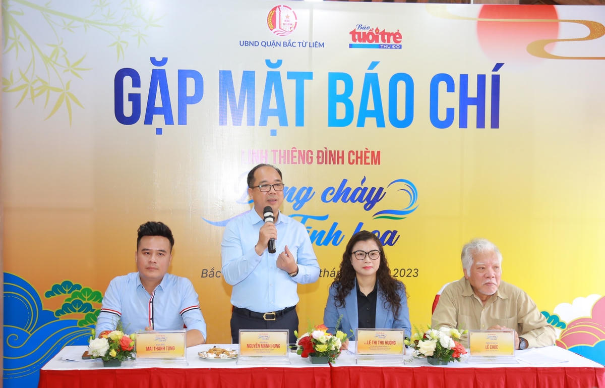 Toàn cảnh Gặp gỡ báo chí thông tin sự kiện.