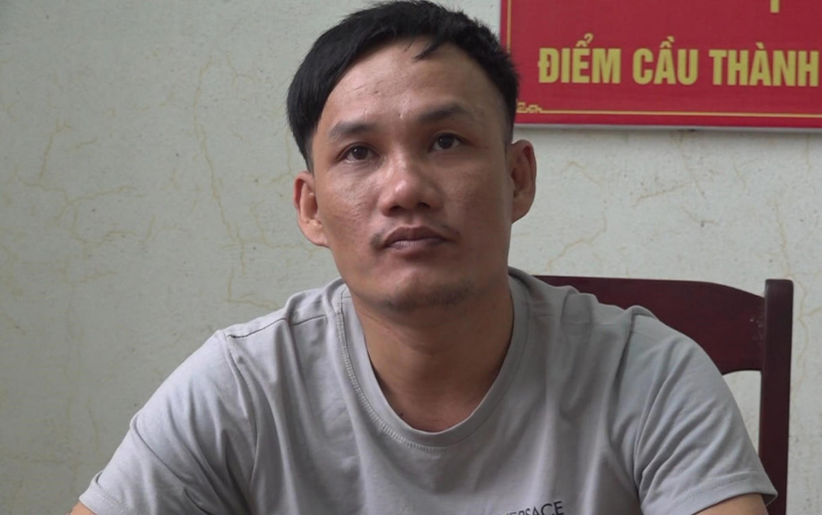 Bị can Nguyễn Văn Xuân kể lại bị can Sự tự sát trong phòng giam.