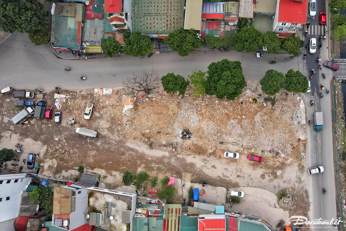 W_vanh_dai_2-5-le-khanh2.jpg