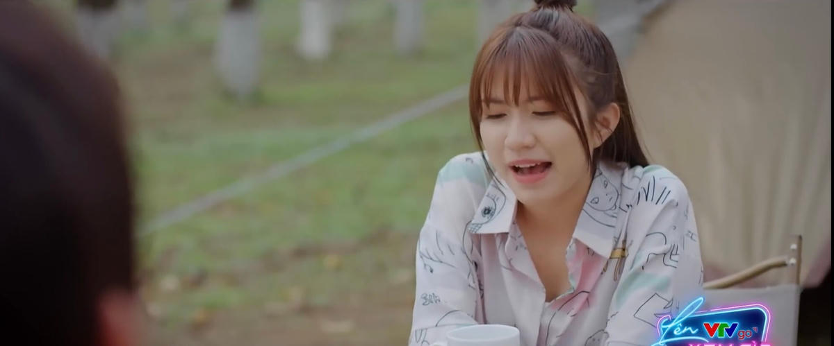 Vân hỏi Phong về tình cảm anh giành cho cô. Ảnh: CMH.
