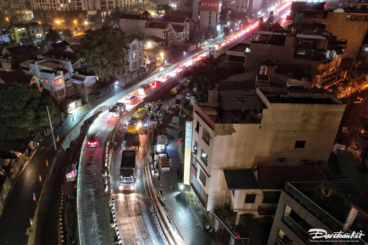 W_au_co-le-khanh2.jpg