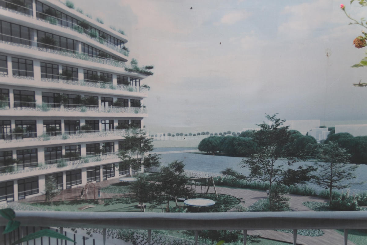 Thực tế tại đây khác hoàn toàn so với phối cảnh được thể hiện trên các tấm bạt giới thiệu bên ngoài.