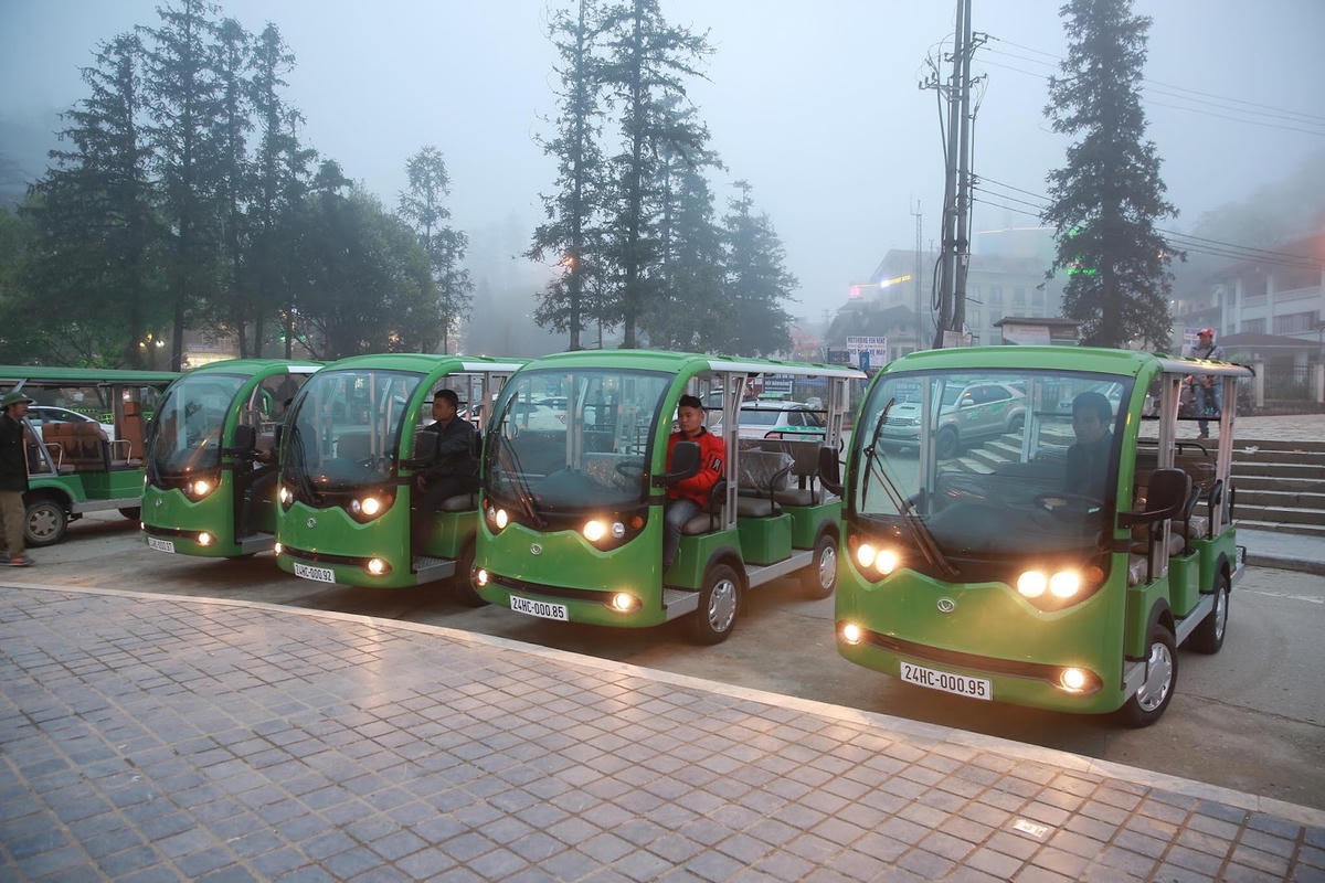 Thời hạn hiệu lực của Giấy chứng nhận lưu hành, trường hợp kiểm tra lần đầu: 18 tháng đối với xe mới, chưa qua sử dụng đến 2 năm.