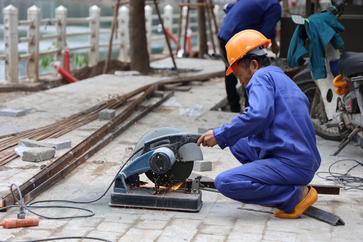 Hà Nội: Nỗ lực đưa phố đi bộ Trúc Bạch hoạt động trước Tết Dương lịch 2023