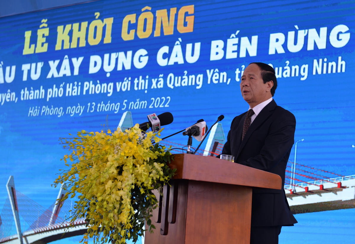 Phó Thủ tướng Chính phủ Lê Văn Thành yêu cầu sau lễ khởi công, công trình phải được khẩn trương triển khai để hoàn thành đúng tiến độ, đảm bảo chất lượng.