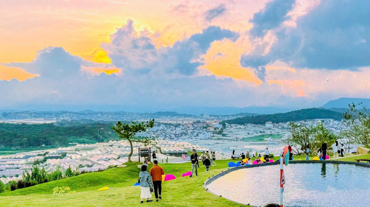 Đà Lạt – Lâm Đồng luôn là điểm đến lý tưởng cho du khách trong và ngoài nước. Ảnh: QS.